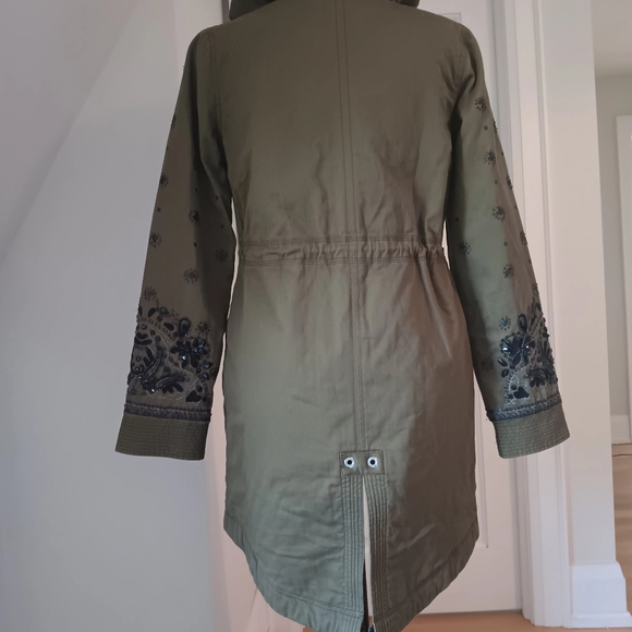 Gorgeous fall coat with embroidery gemstones - Picture 3 of 6